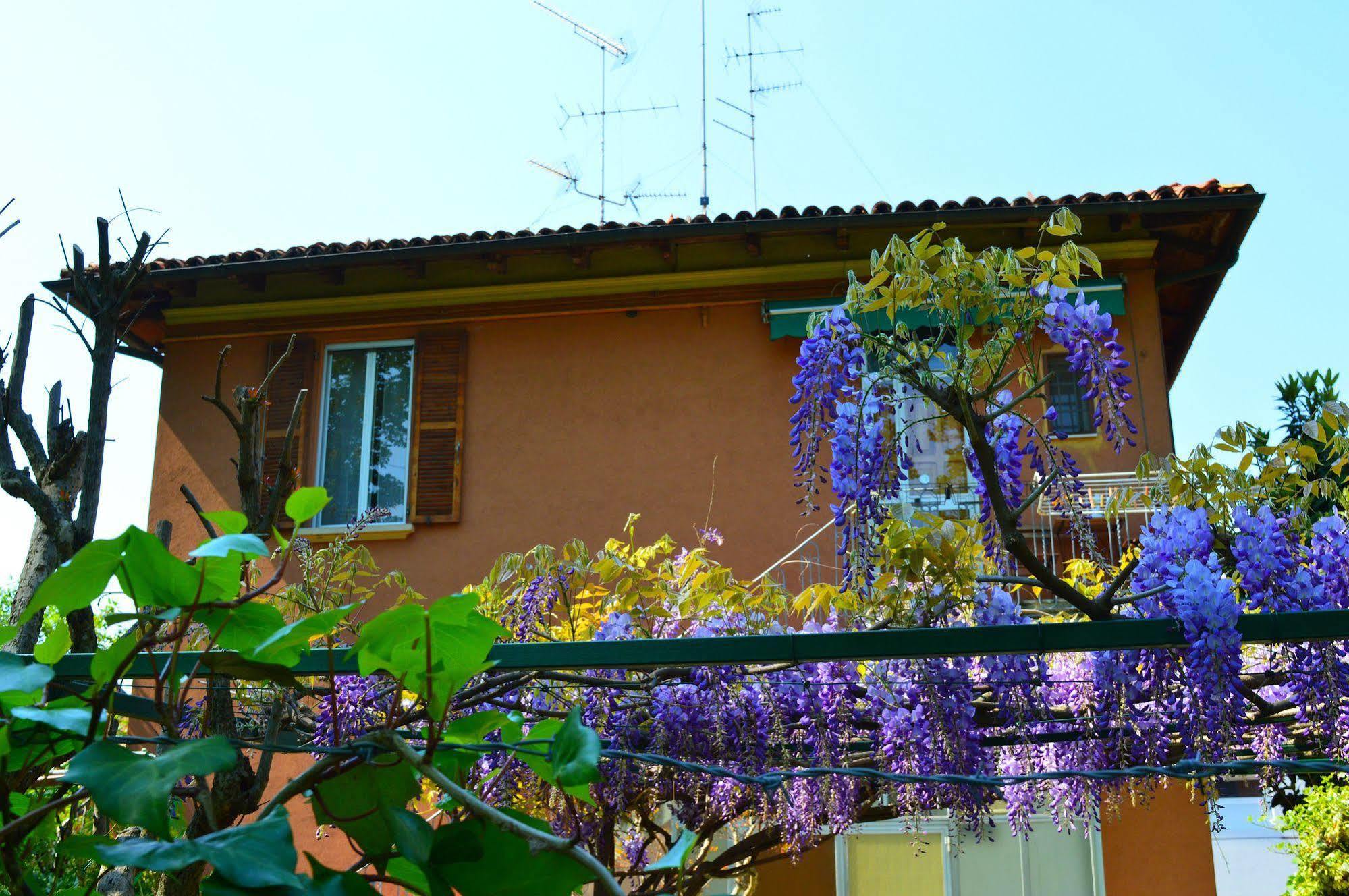 Il Giardino Nel Parco R&B Hotell Bologna Exteriör bild