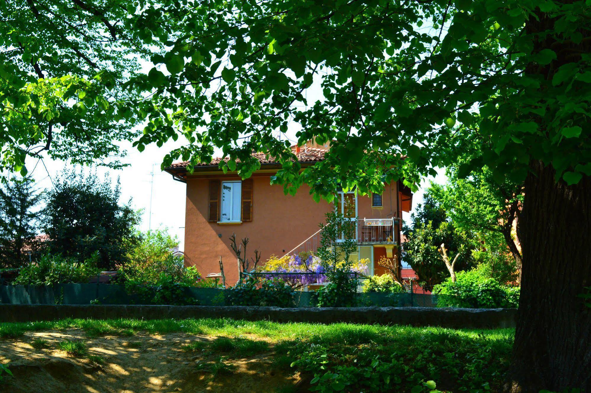 Il Giardino Nel Parco R&B Hotell Bologna Exteriör bild